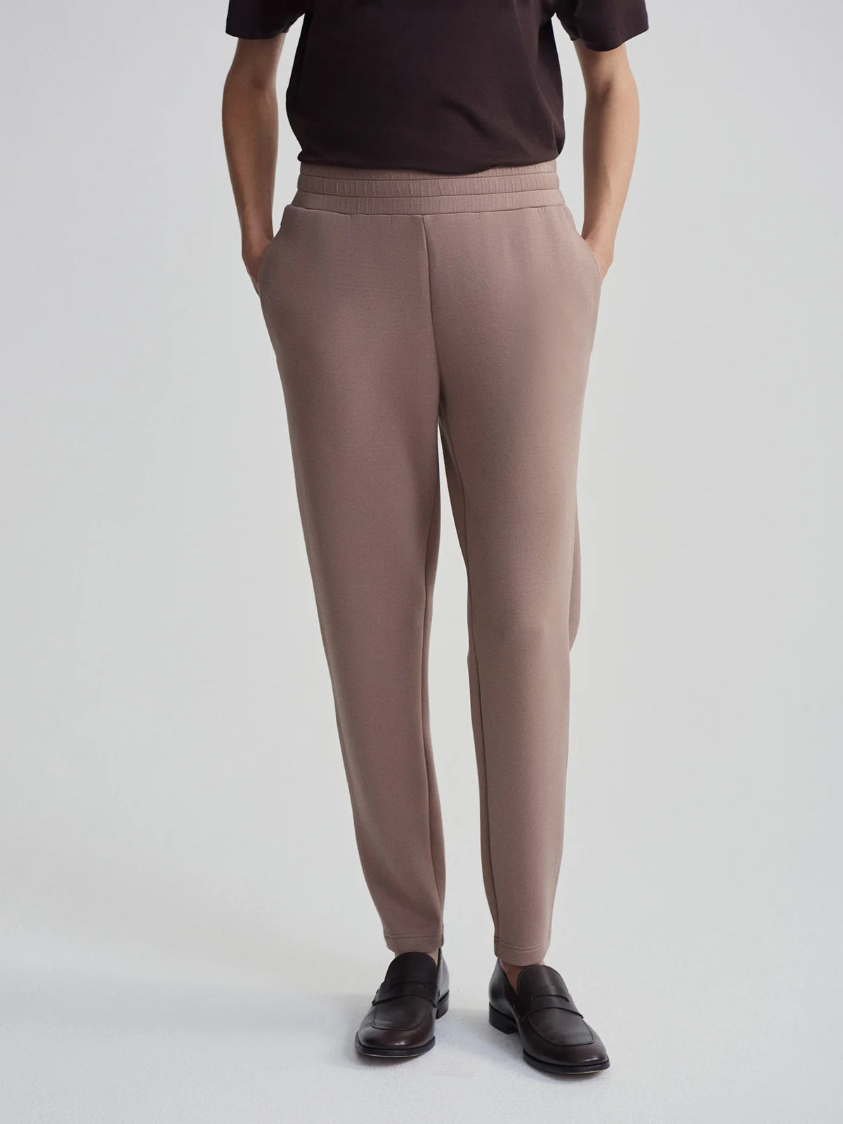 The Slim Pant 25
