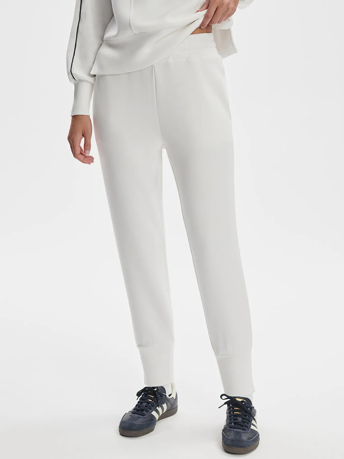 The Slim Cuff Pant 25