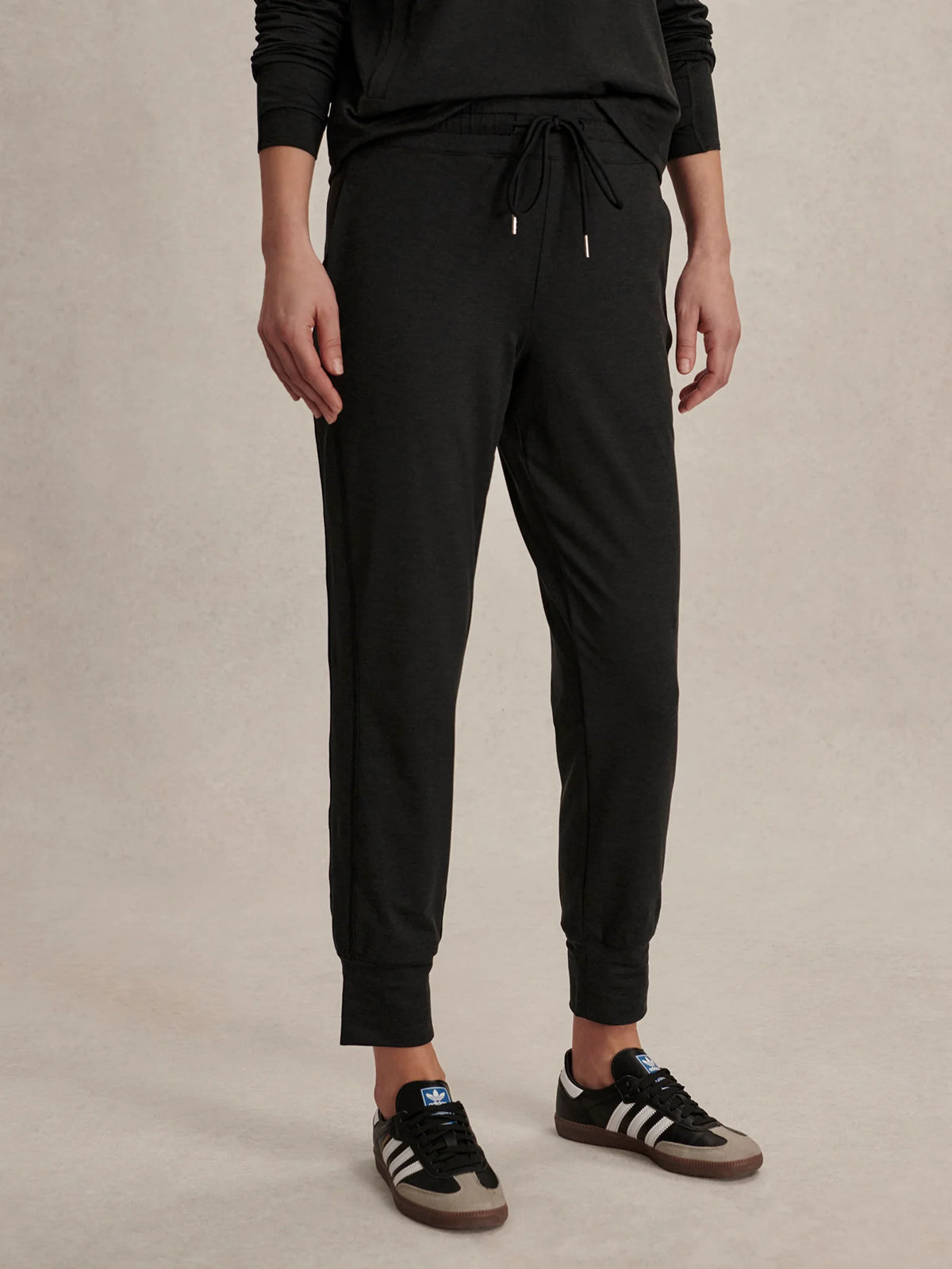 Aisling Active Jogger 27