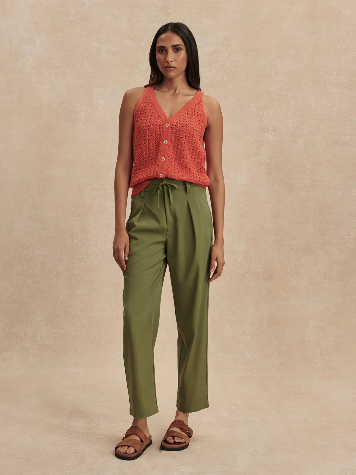 Soft Stretch Tapered Pleat Trouser Regular
